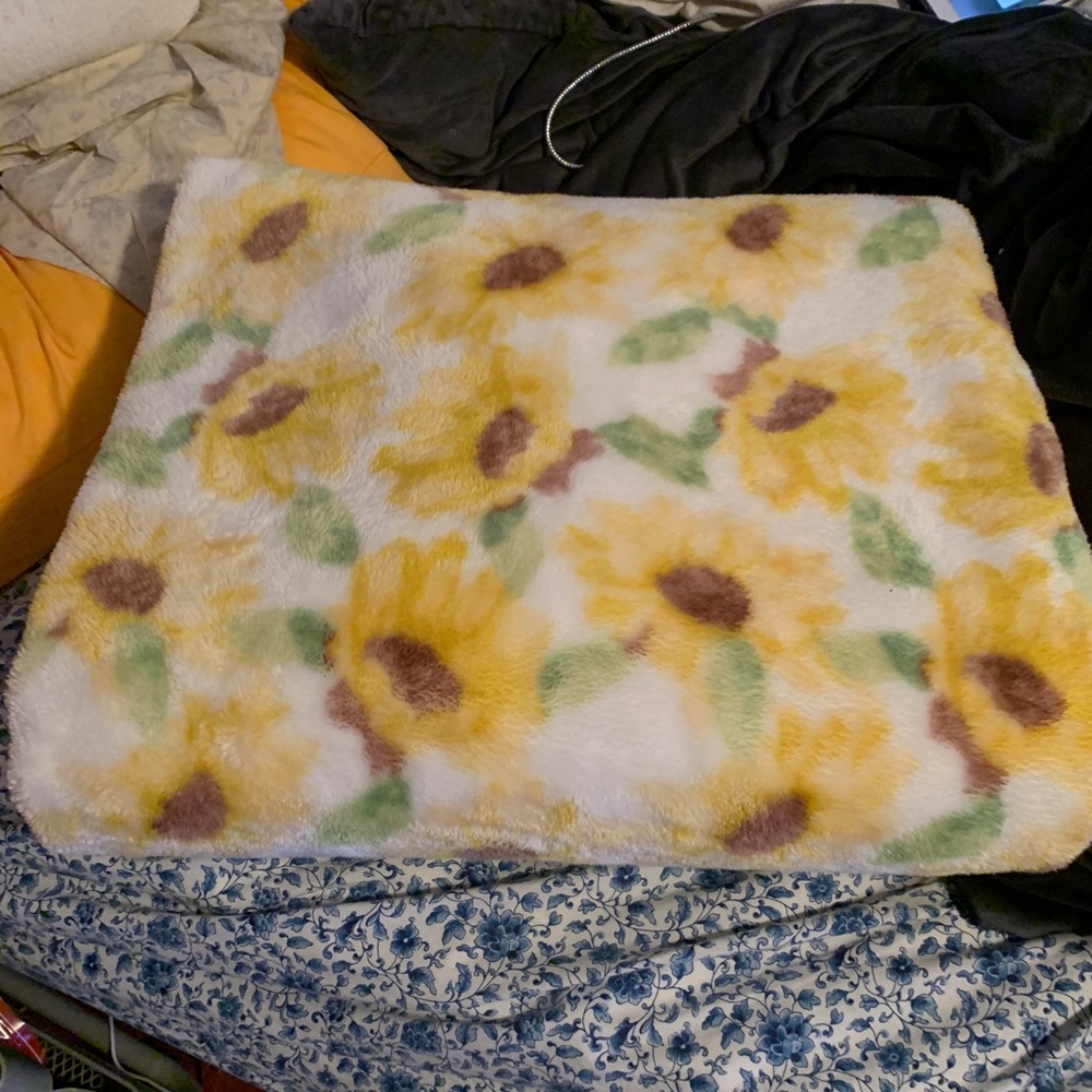 Sunflower fuzzy Blanket!